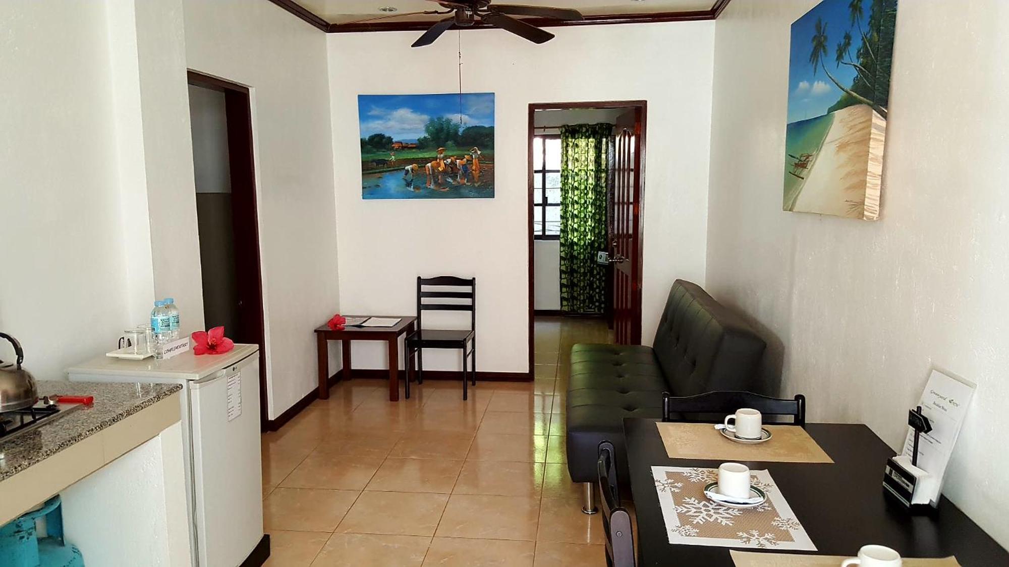 Greenyard Inn Manoc-Manoc Room photo